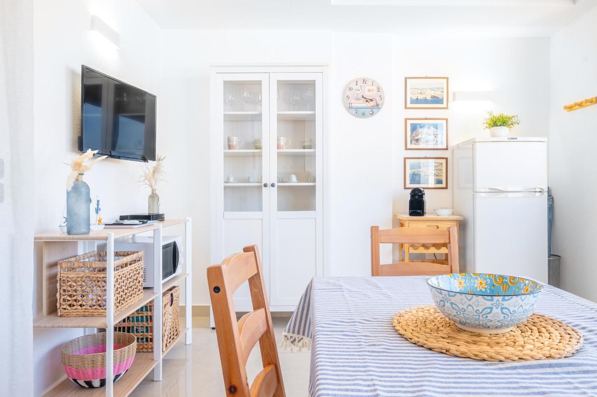New Apartment Leuca Леука Экстерьер фото