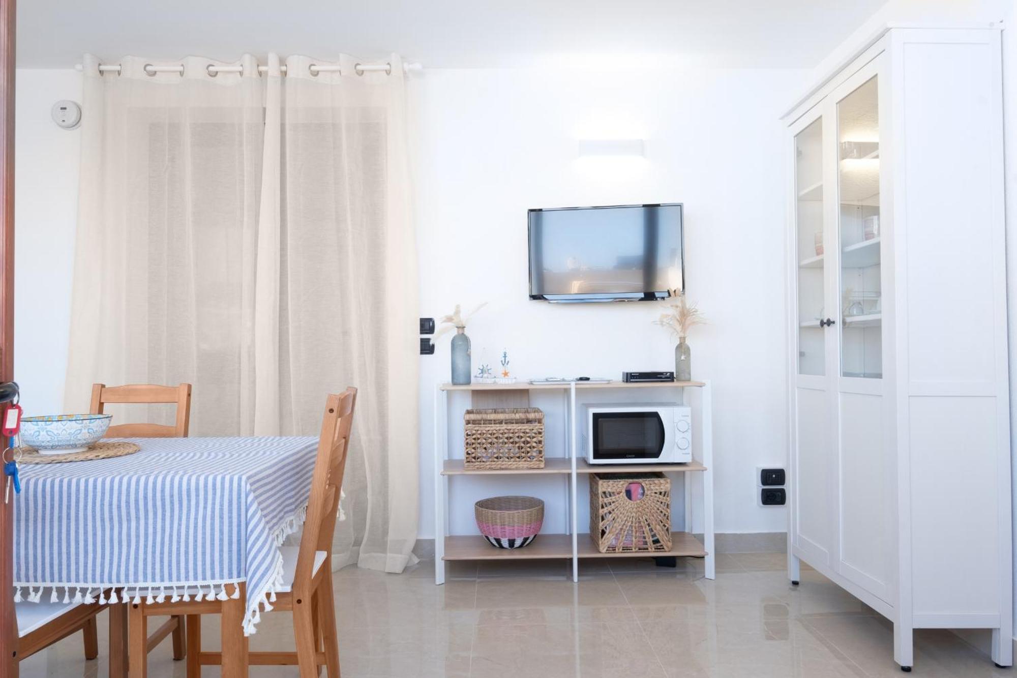 New Apartment Leuca Леука Экстерьер фото